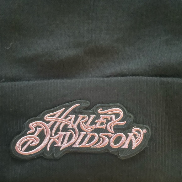 Women’s Black Knit Beanie With Pink Harley Davidson Embroidery Patch - Picture 4 of 5